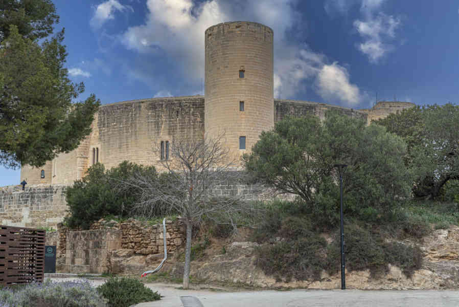 Mallorca - Palma 103 - castillo de Bellver.jpg